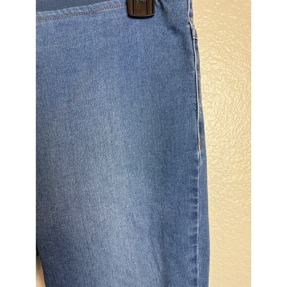 Free People denim flare Gummy pull-on jeans size 30 medium wash - Picture 4 of 7